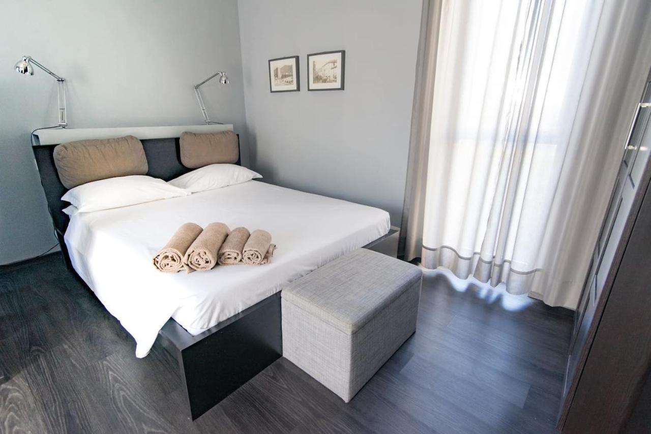 Via Mentana 32 - The House Of Travelers Apartment Como Exterior photo