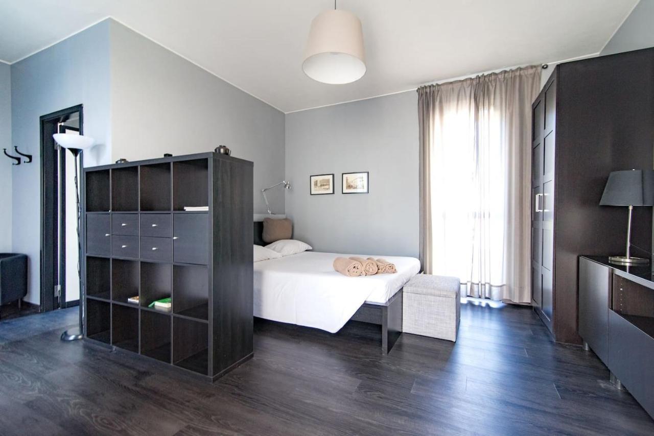 Via Mentana 32 - The House Of Travelers Apartment Como Exterior photo