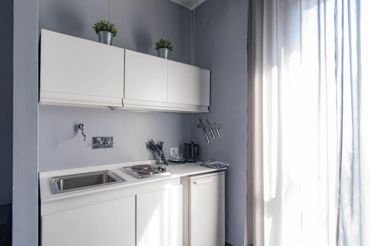 Via Mentana 32 - The House Of Travelers Apartment Como Exterior photo