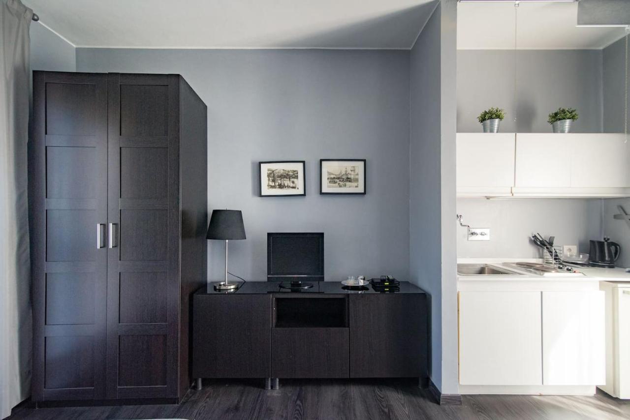 Via Mentana 32 - The House Of Travelers Apartment Como Exterior photo