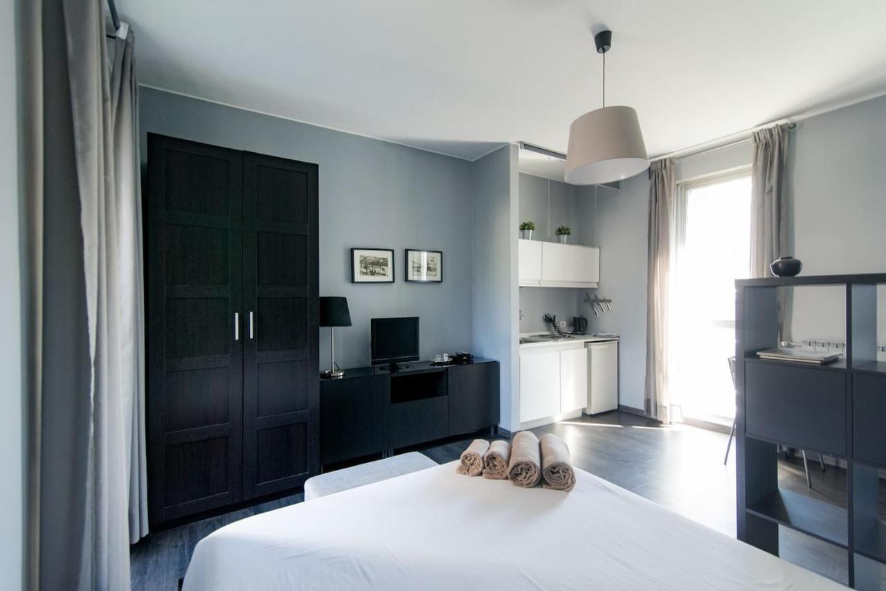 Via Mentana 32 - The House Of Travelers Apartment Como Exterior photo